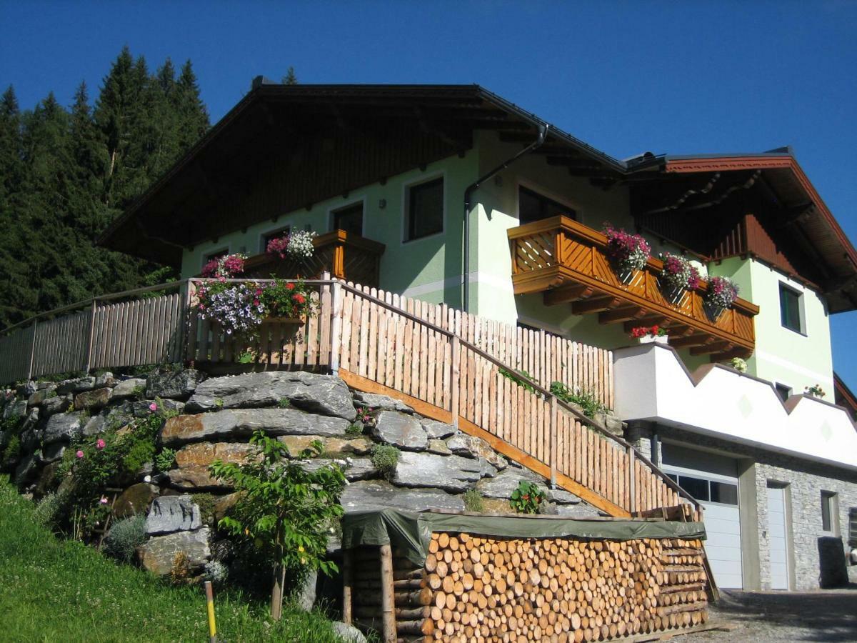 Haus Schuetter Apartment Шладминг Екстериор снимка