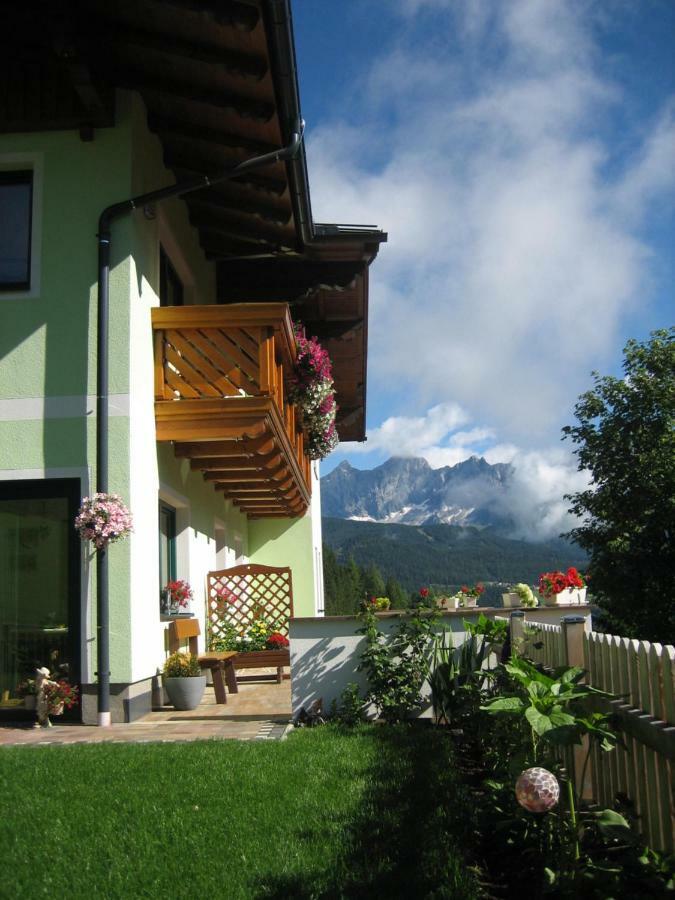 Haus Schuetter Apartment Шладминг Екстериор снимка